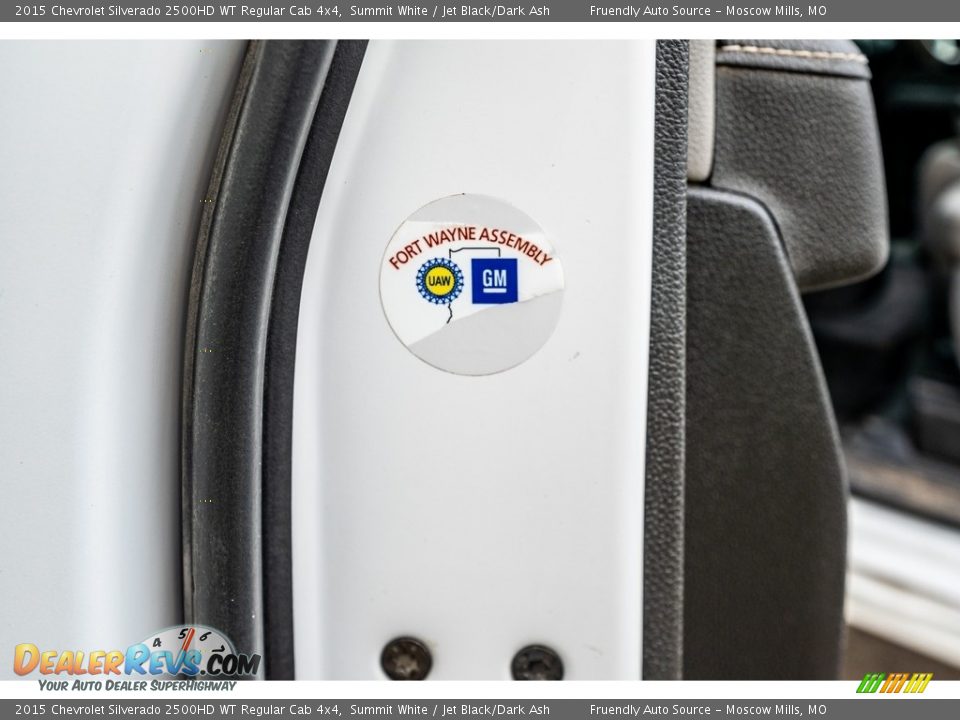 2015 Chevrolet Silverado 2500HD WT Regular Cab 4x4 Summit White / Jet Black/Dark Ash Photo #36