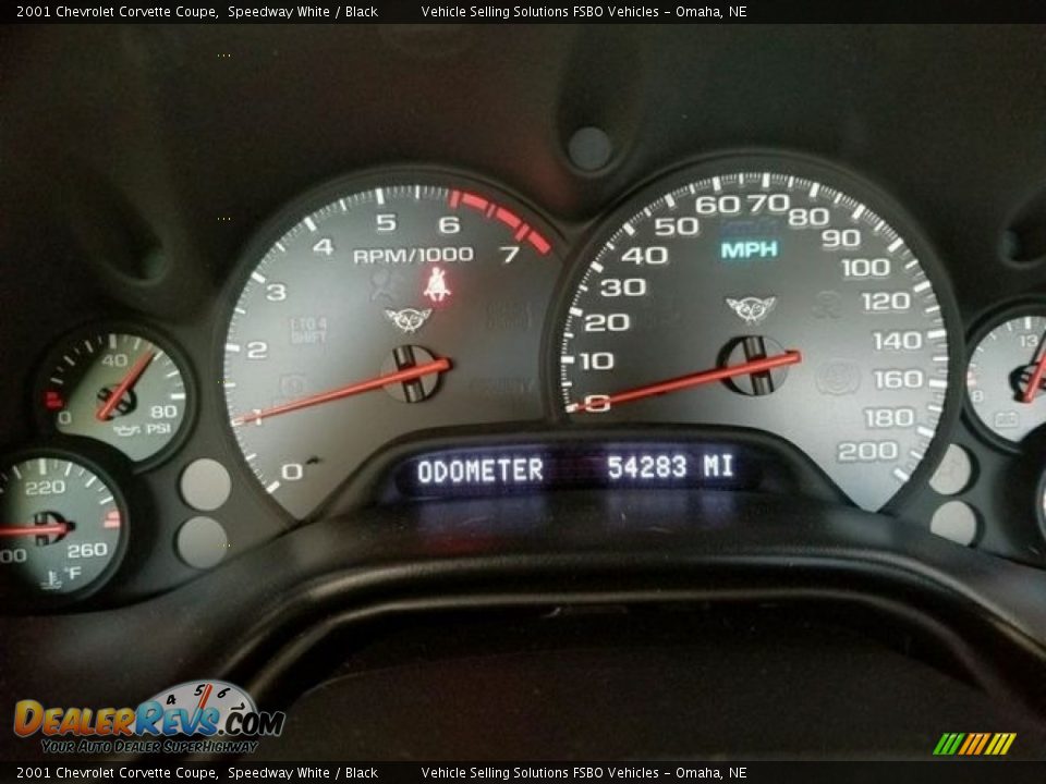 2001 Chevrolet Corvette Coupe Speedway White / Black Photo #5