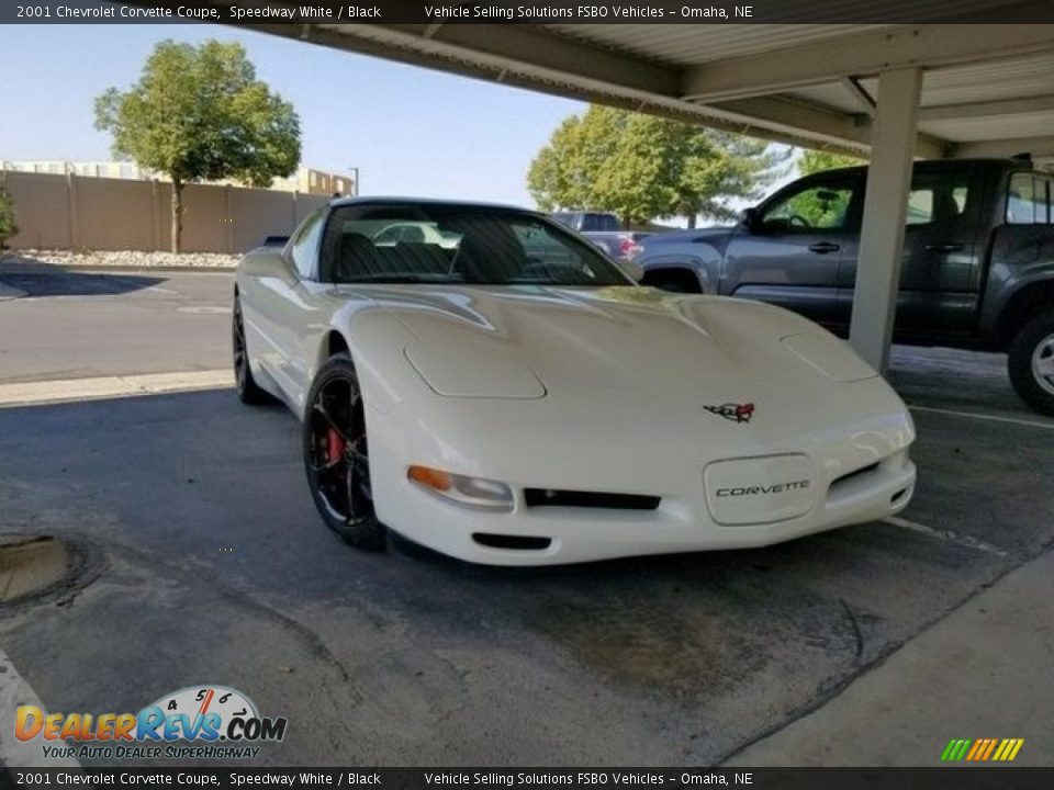 2001 Chevrolet Corvette Coupe Speedway White / Black Photo #14