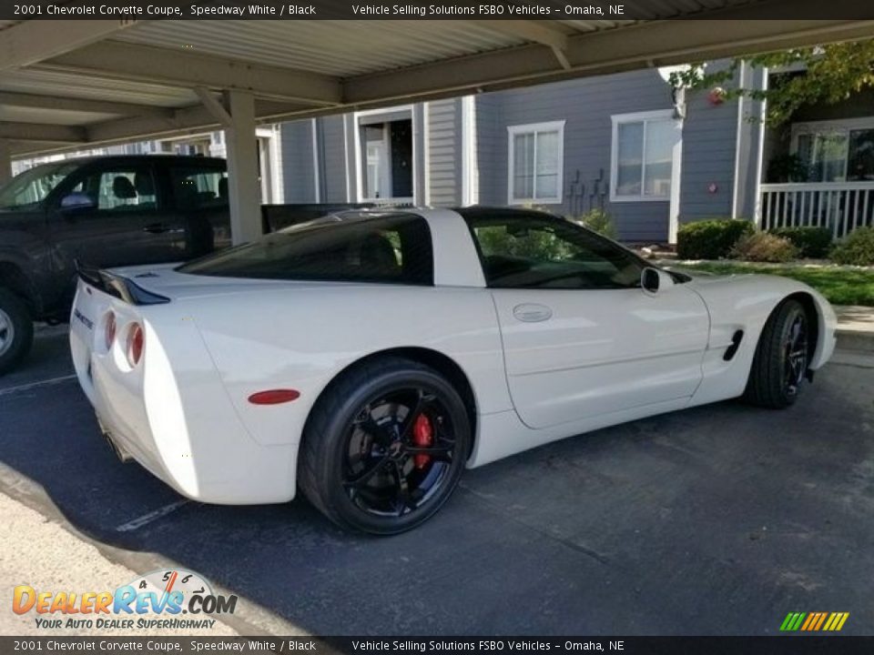 2001 Chevrolet Corvette Coupe Speedway White / Black Photo #18