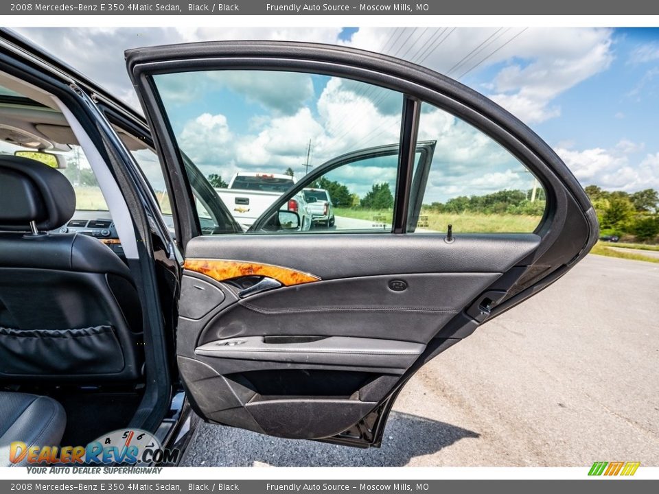 2008 Mercedes-Benz E 350 4Matic Sedan Black / Black Photo #25