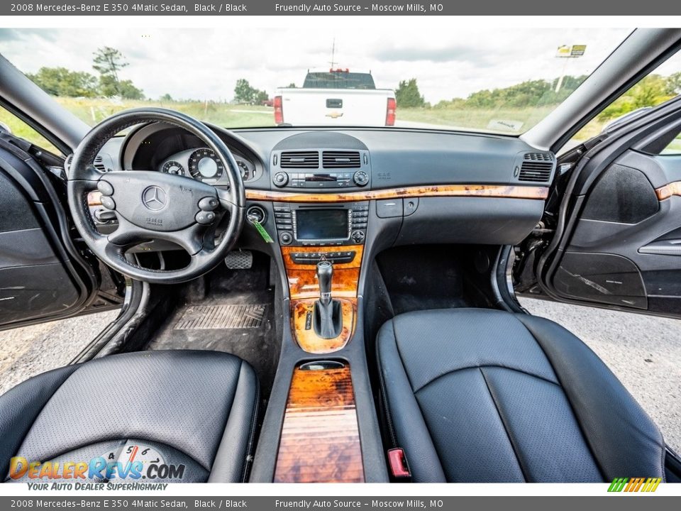 2008 Mercedes-Benz E 350 4Matic Sedan Black / Black Photo #30