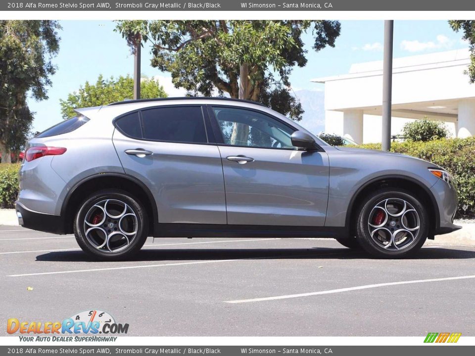 2018 Alfa Romeo Stelvio Sport AWD Stromboli Gray Metallic / Black/Black Photo #4