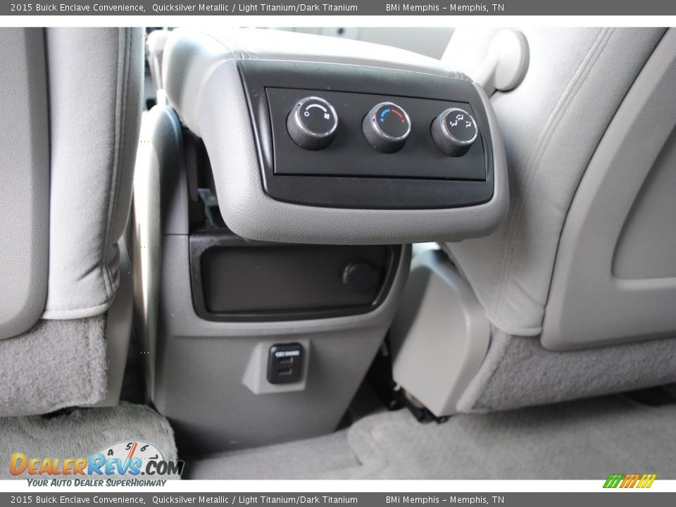 Controls of 2015 Buick Enclave Convenience Photo #23
