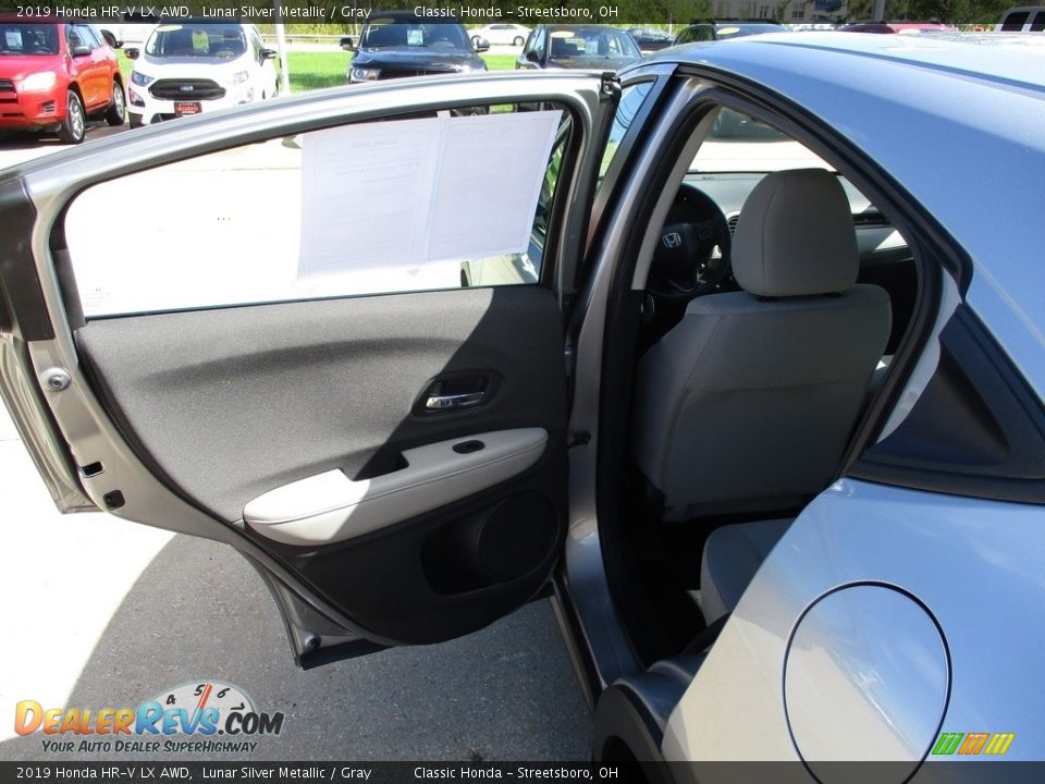 2019 Honda HR-V LX AWD Lunar Silver Metallic / Gray Photo #22