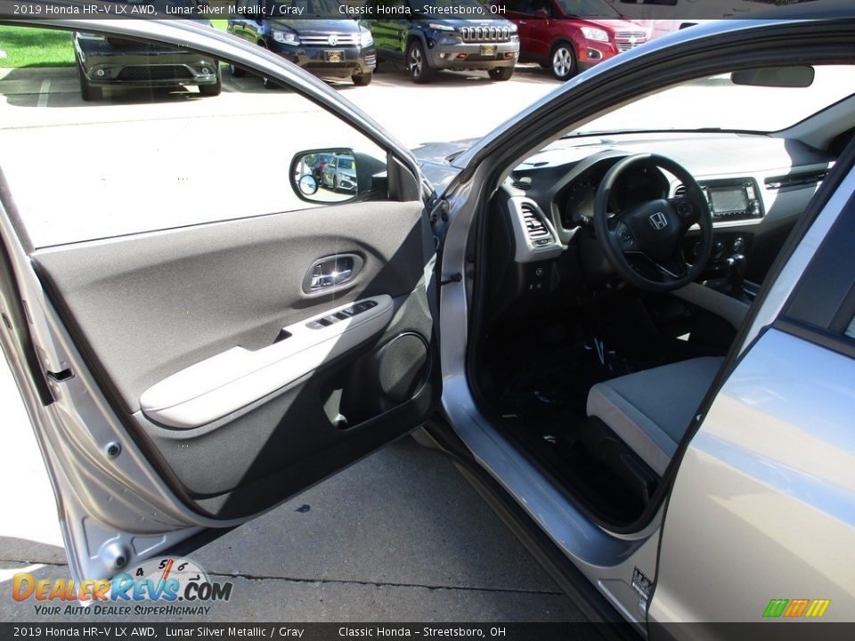 2019 Honda HR-V LX AWD Lunar Silver Metallic / Gray Photo #25