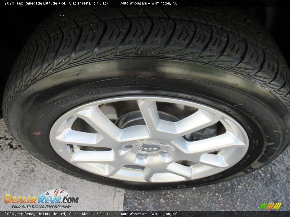 2020 Jeep Renegade Latitude 4x4 Glacier Metallic / Black Photo #7