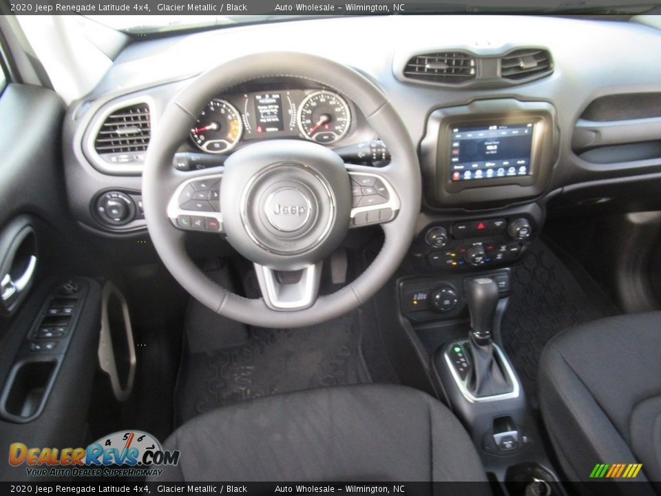 2020 Jeep Renegade Latitude 4x4 Glacier Metallic / Black Photo #15
