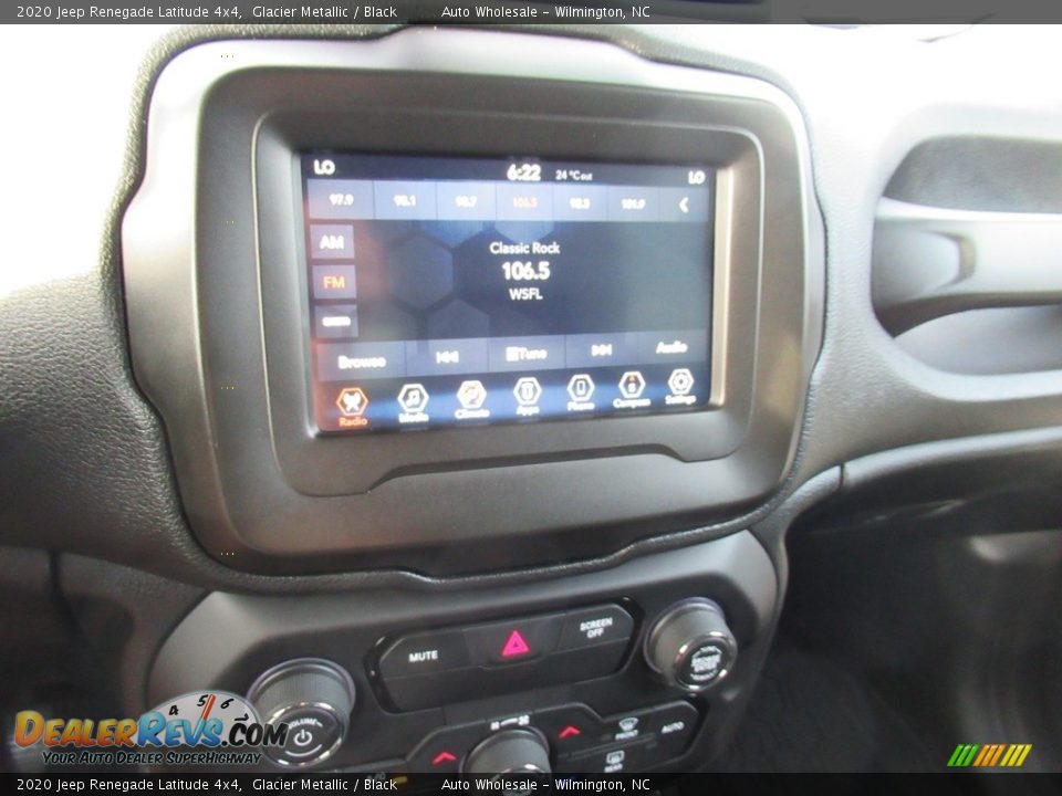 2020 Jeep Renegade Latitude 4x4 Glacier Metallic / Black Photo #17