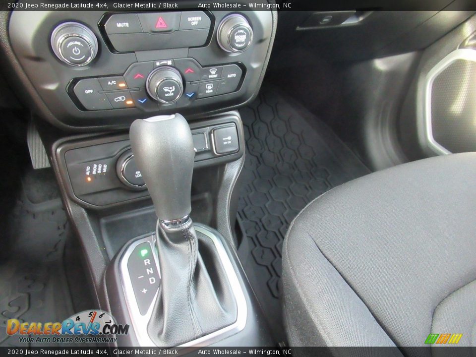 2020 Jeep Renegade Latitude 4x4 Glacier Metallic / Black Photo #19