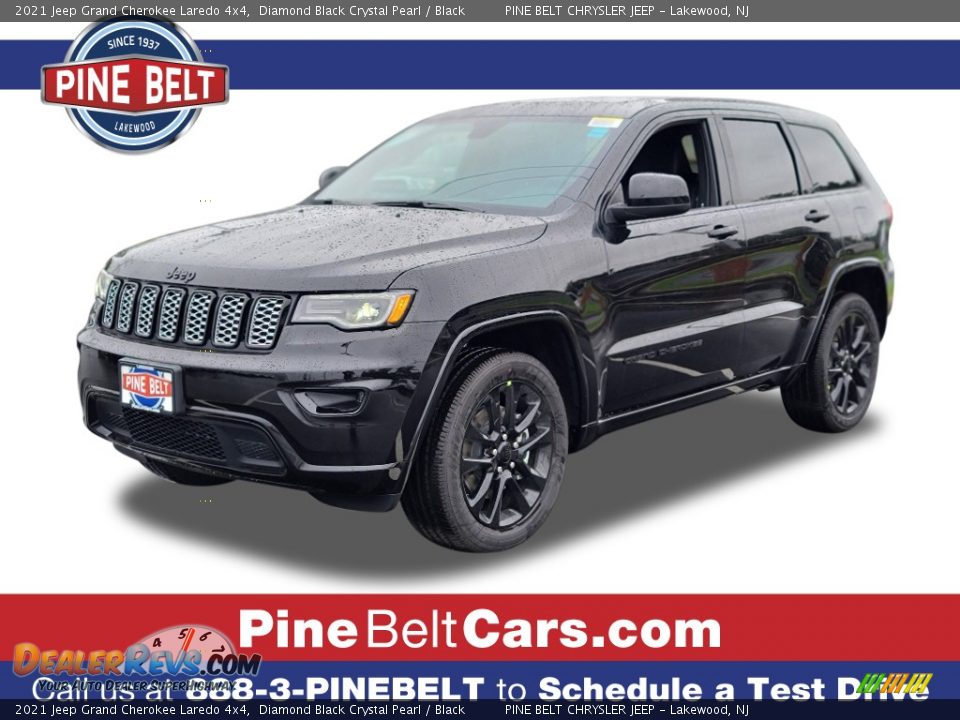 2021 Jeep Grand Cherokee Laredo 4x4 Diamond Black Crystal Pearl / Black Photo #1