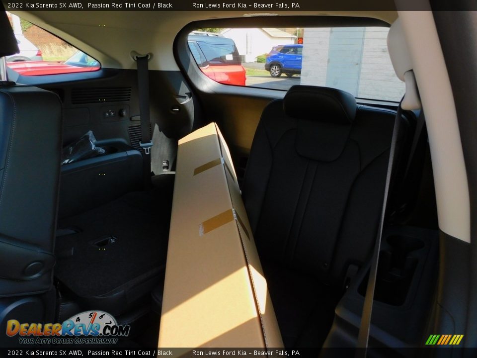 2022 Kia Sorento SX AWD Passion Red Tint Coat / Black Photo #12