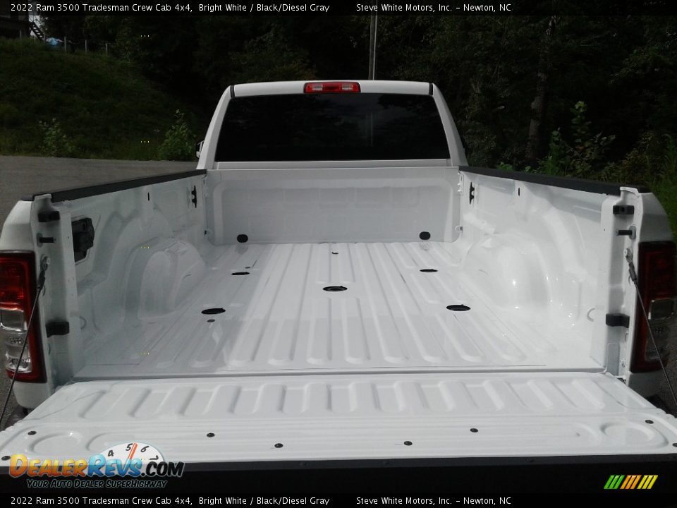 2022 Ram 3500 Tradesman Crew Cab 4x4 Trunk Photo #8