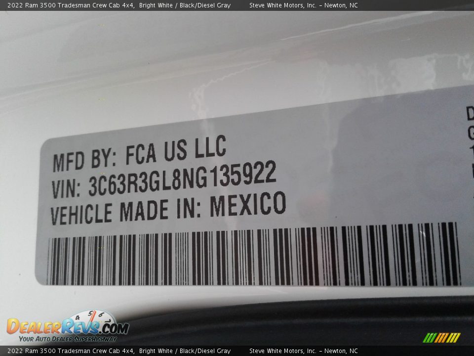 2022 Ram 3500 Tradesman Crew Cab 4x4 Bright White / Black/Diesel Gray Photo #28