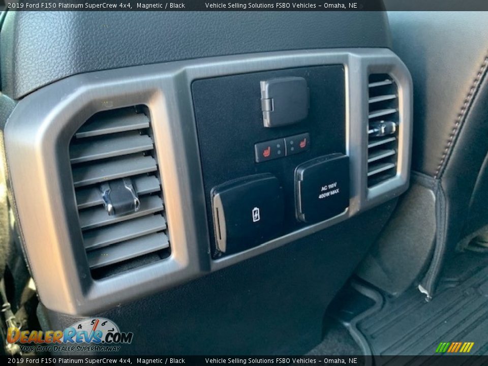2019 Ford F150 Platinum SuperCrew 4x4 Magnetic / Black Photo #28