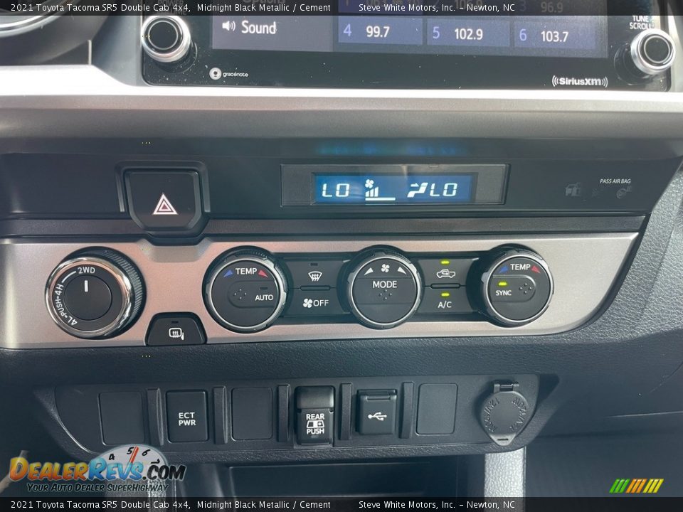 Controls of 2021 Toyota Tacoma SR5 Double Cab 4x4 Photo #23