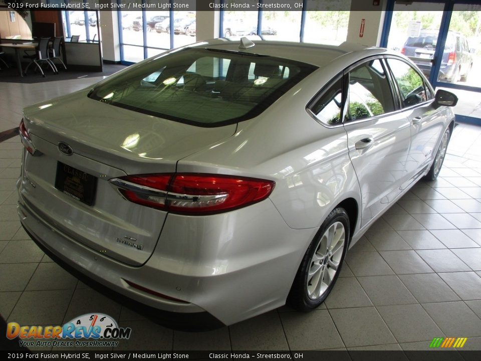 2019 Ford Fusion Hybrid SE Ingot Silver / Medium Light Stone Photo #7