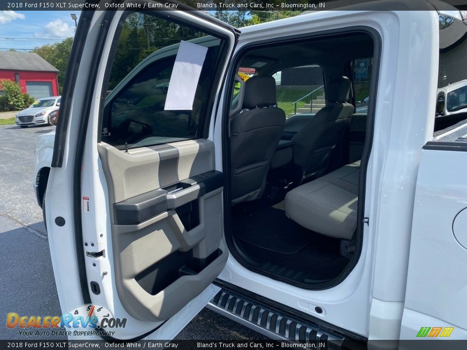 2018 Ford F150 XLT SuperCrew Oxford White / Earth Gray Photo #30