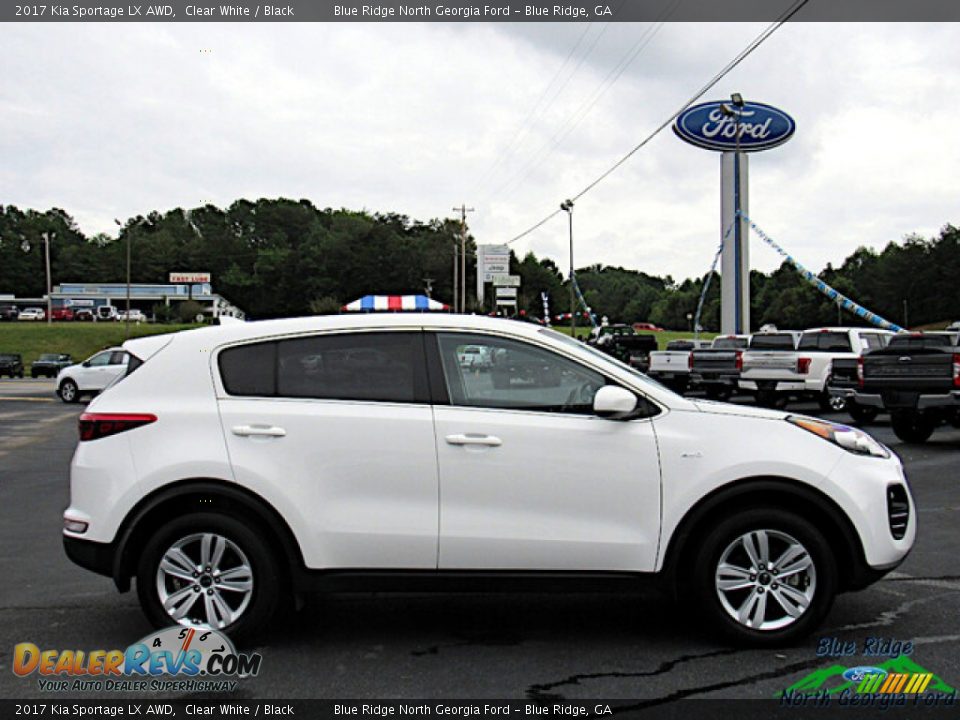 2017 Kia Sportage LX AWD Clear White / Black Photo #6