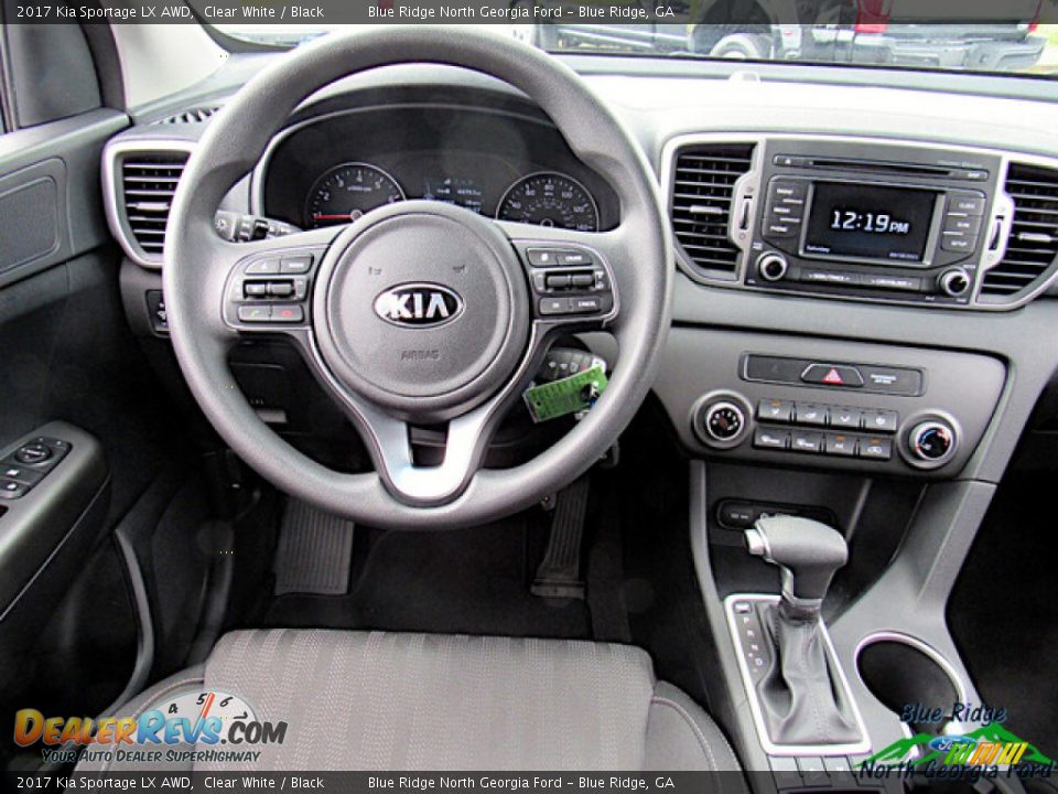 2017 Kia Sportage LX AWD Clear White / Black Photo #15