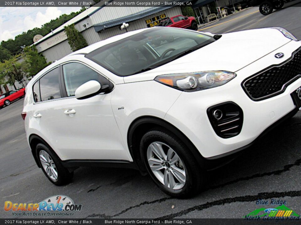 2017 Kia Sportage LX AWD Clear White / Black Photo #26