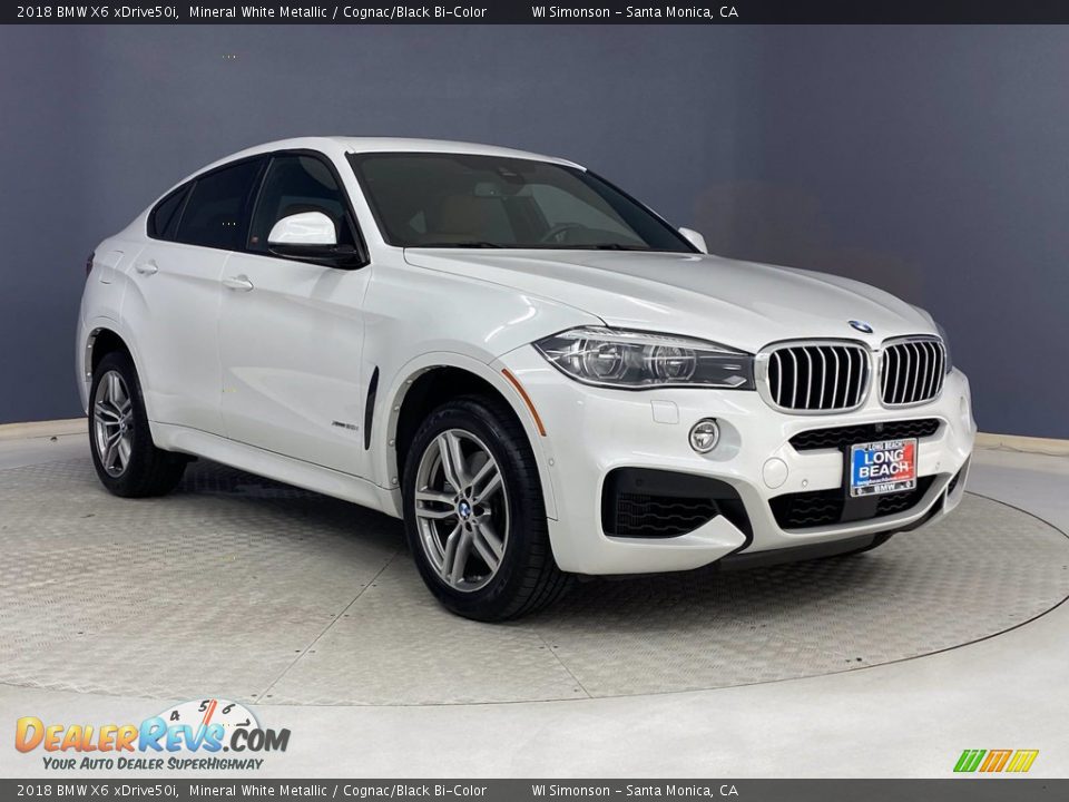 2018 BMW X6 xDrive50i Mineral White Metallic / Cognac/Black Bi-Color Photo #1