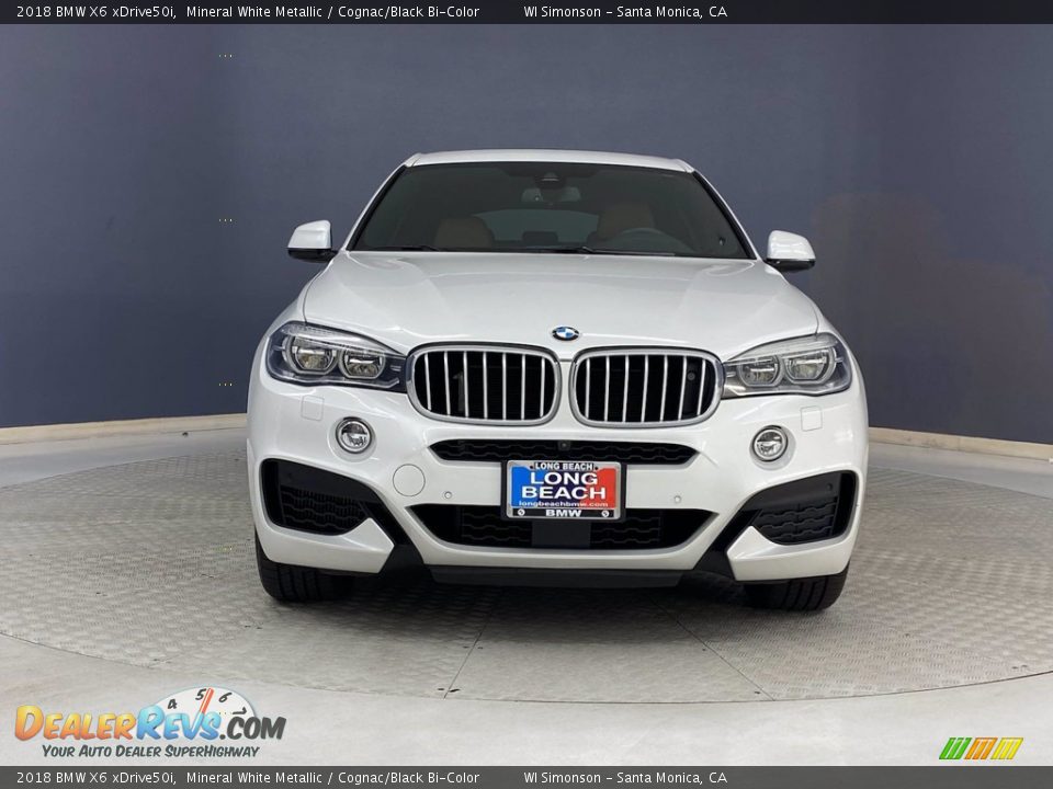 2018 BMW X6 xDrive50i Mineral White Metallic / Cognac/Black Bi-Color Photo #2