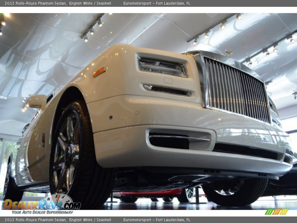 2013 Rolls-Royce Phantom Sedan English White / Seashell Photo #8
