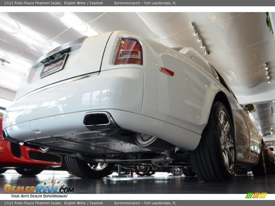 2013 Rolls-Royce Phantom Sedan English White / Seashell Photo #18