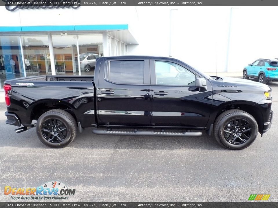 2021 Chevrolet Silverado 1500 Custom Crew Cab 4x4 Black / Jet Black Photo #2