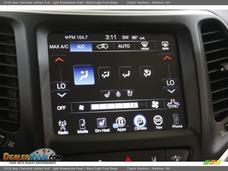 2018 Jeep Cherokee Limited 4x4 Light Brownstone Pearl / Black/Light Frost Beige Photo #12