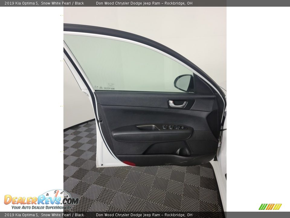 2019 Kia Optima S Snow White Pearl / Black Photo #15