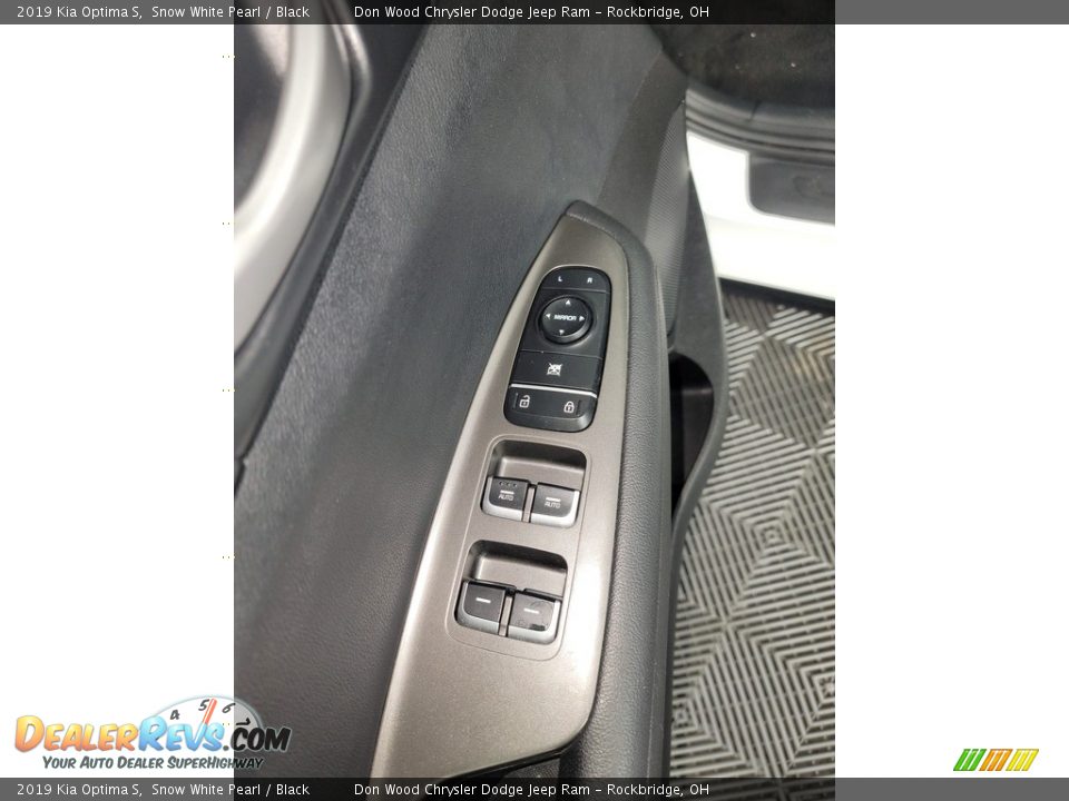 2019 Kia Optima S Snow White Pearl / Black Photo #16