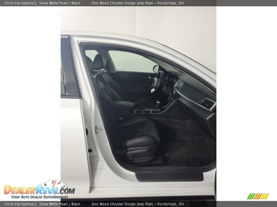 2019 Kia Optima S Snow White Pearl / Black Photo #30