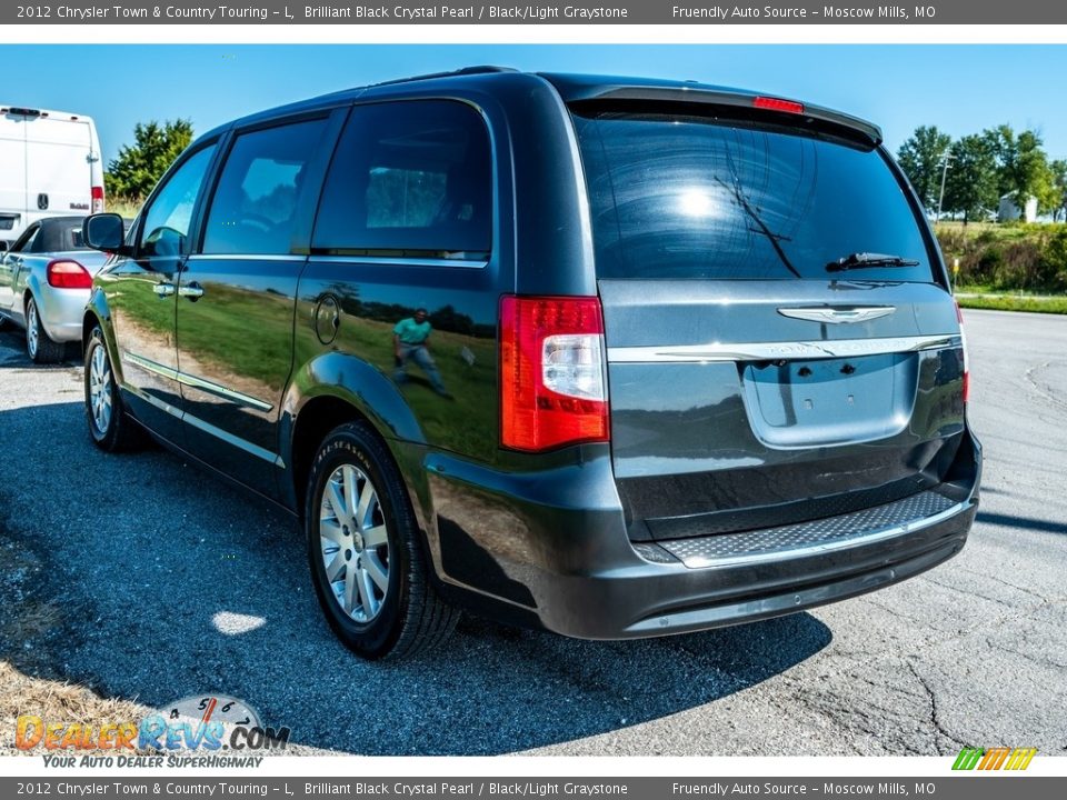 2012 Chrysler Town & Country Touring - L Brilliant Black Crystal Pearl / Black/Light Graystone Photo #6