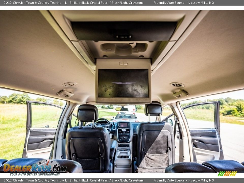 2012 Chrysler Town & Country Touring - L Brilliant Black Crystal Pearl / Black/Light Graystone Photo #30