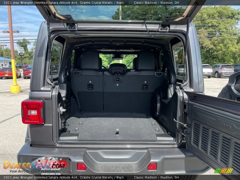 2021 Jeep Wrangler Unlimited Sahara Altitude 4x4 Granite Crystal Metallic / Black Photo #10