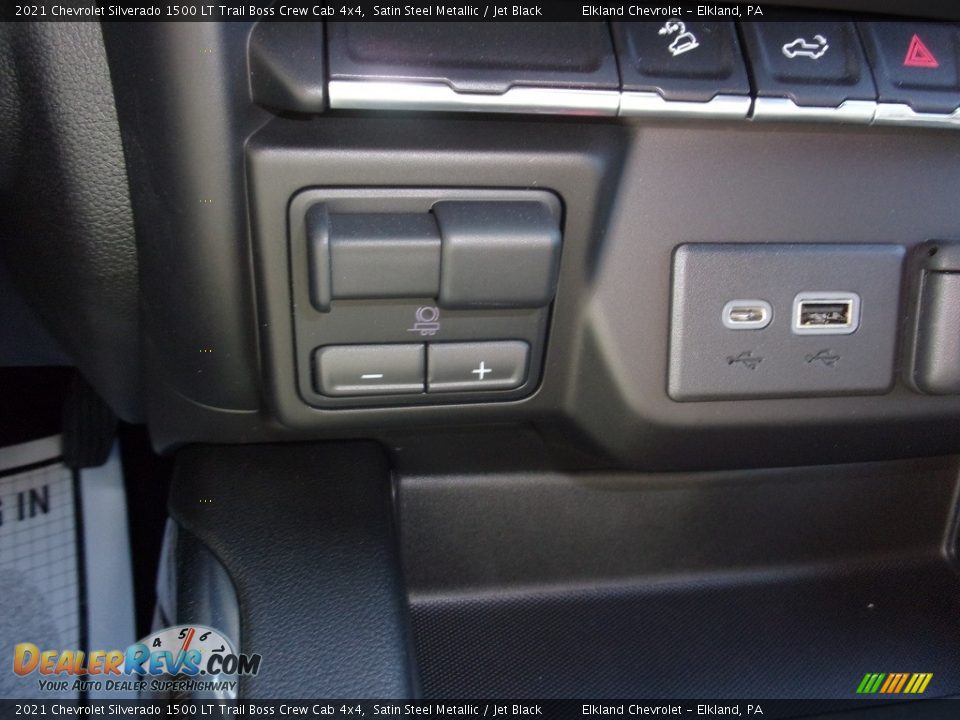 2021 Chevrolet Silverado 1500 LT Trail Boss Crew Cab 4x4 Satin Steel Metallic / Jet Black Photo #32
