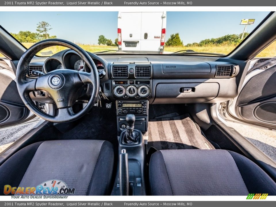 2001 Toyota MR2 Spyder Roadster Liquid Silver Metallic / Black Photo #25