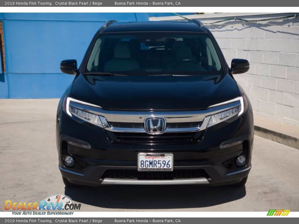 2019 Honda Pilot Touring Crystal Black Pearl / Beige Photo #7