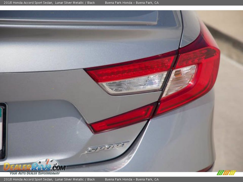 2018 Honda Accord Sport Sedan Lunar Silver Metallic / Black Photo #11