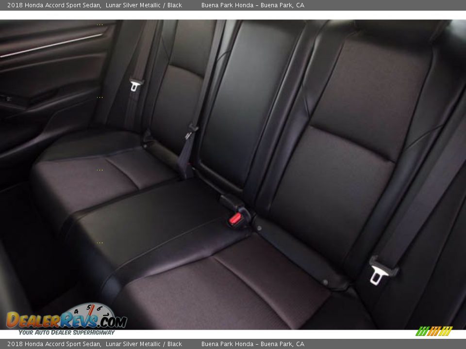 2018 Honda Accord Sport Sedan Lunar Silver Metallic / Black Photo #19