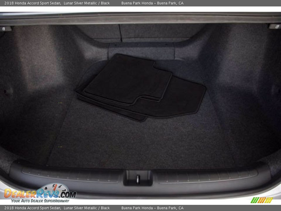 2018 Honda Accord Sport Sedan Lunar Silver Metallic / Black Photo #20