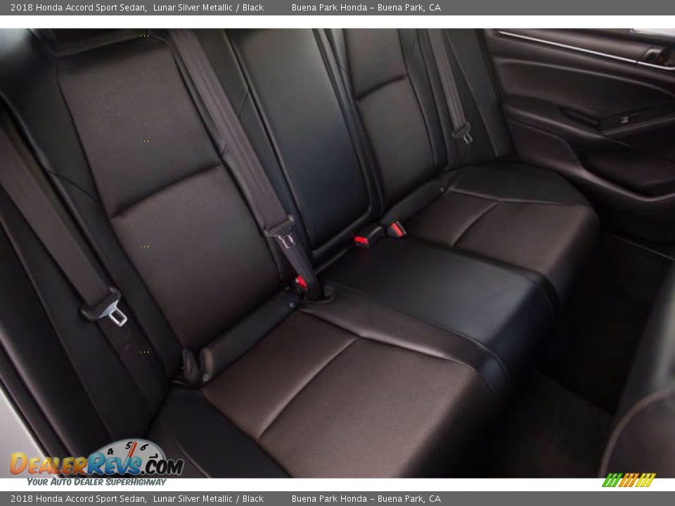 2018 Honda Accord Sport Sedan Lunar Silver Metallic / Black Photo #22