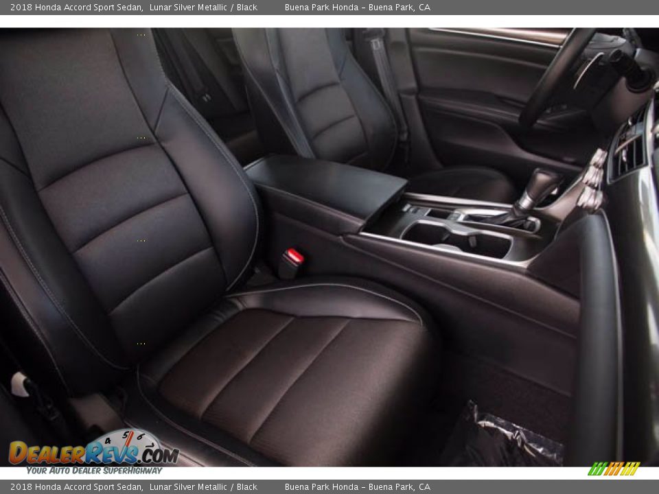 2018 Honda Accord Sport Sedan Lunar Silver Metallic / Black Photo #24