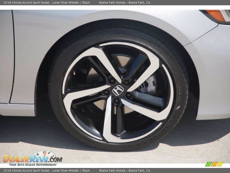 2018 Honda Accord Sport Sedan Lunar Silver Metallic / Black Photo #35