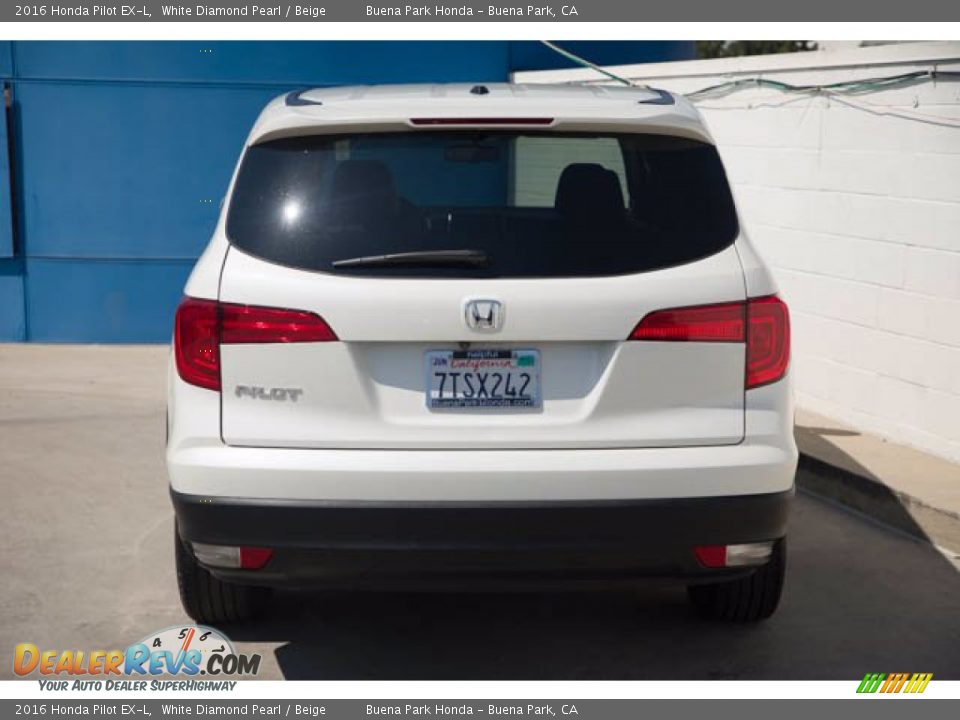 2016 Honda Pilot EX-L White Diamond Pearl / Beige Photo #9