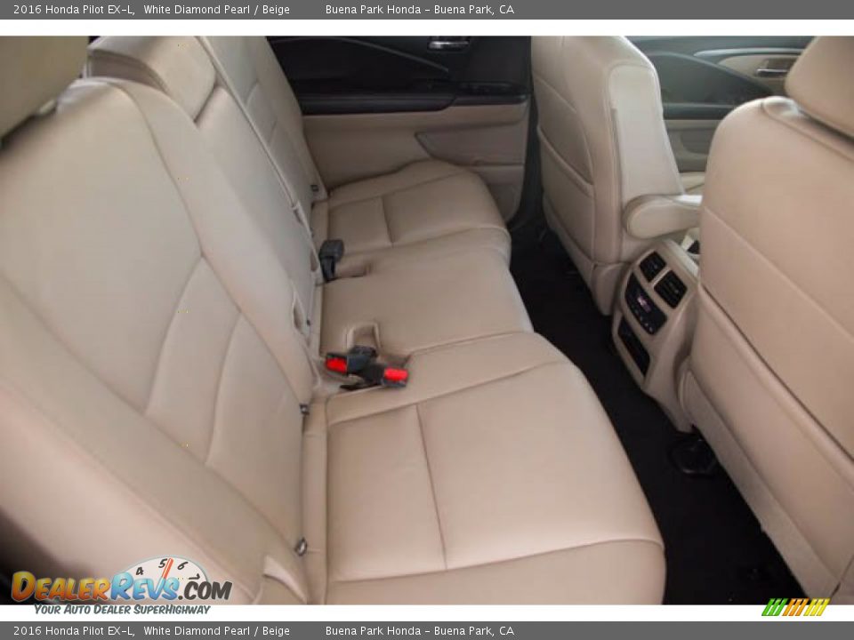 2016 Honda Pilot EX-L White Diamond Pearl / Beige Photo #22