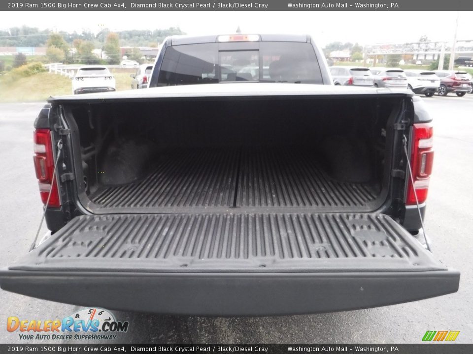 2019 Ram 1500 Big Horn Crew Cab 4x4 Diamond Black Crystal Pearl / Black/Diesel Gray Photo #18