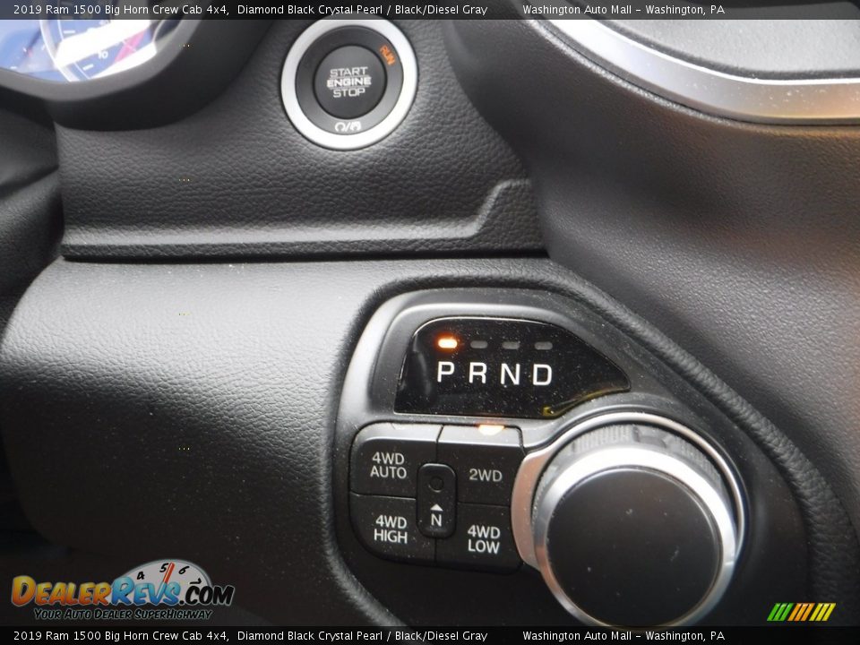 2019 Ram 1500 Big Horn Crew Cab 4x4 Diamond Black Crystal Pearl / Black/Diesel Gray Photo #30